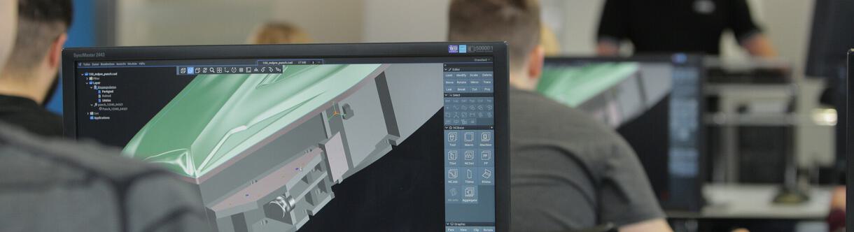 Un prezioso momento di confronto tra utilizzatori e formatori Tebis nelle nostre aule di formazione