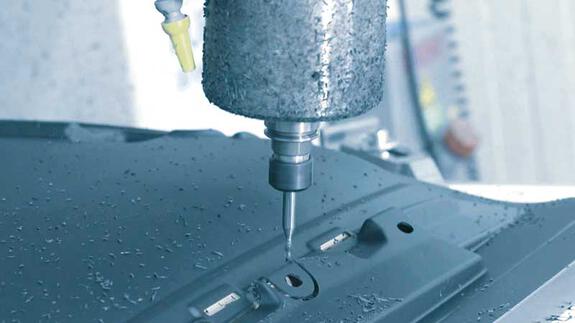 熱成形および複合材料用の鋳型、治具並びにトリム | © Tebis Technische Informationssysteme AG