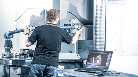 Modello virtuale fedele all’ambiente di produzione